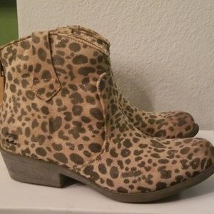 NWOT, with box, Billabong boots